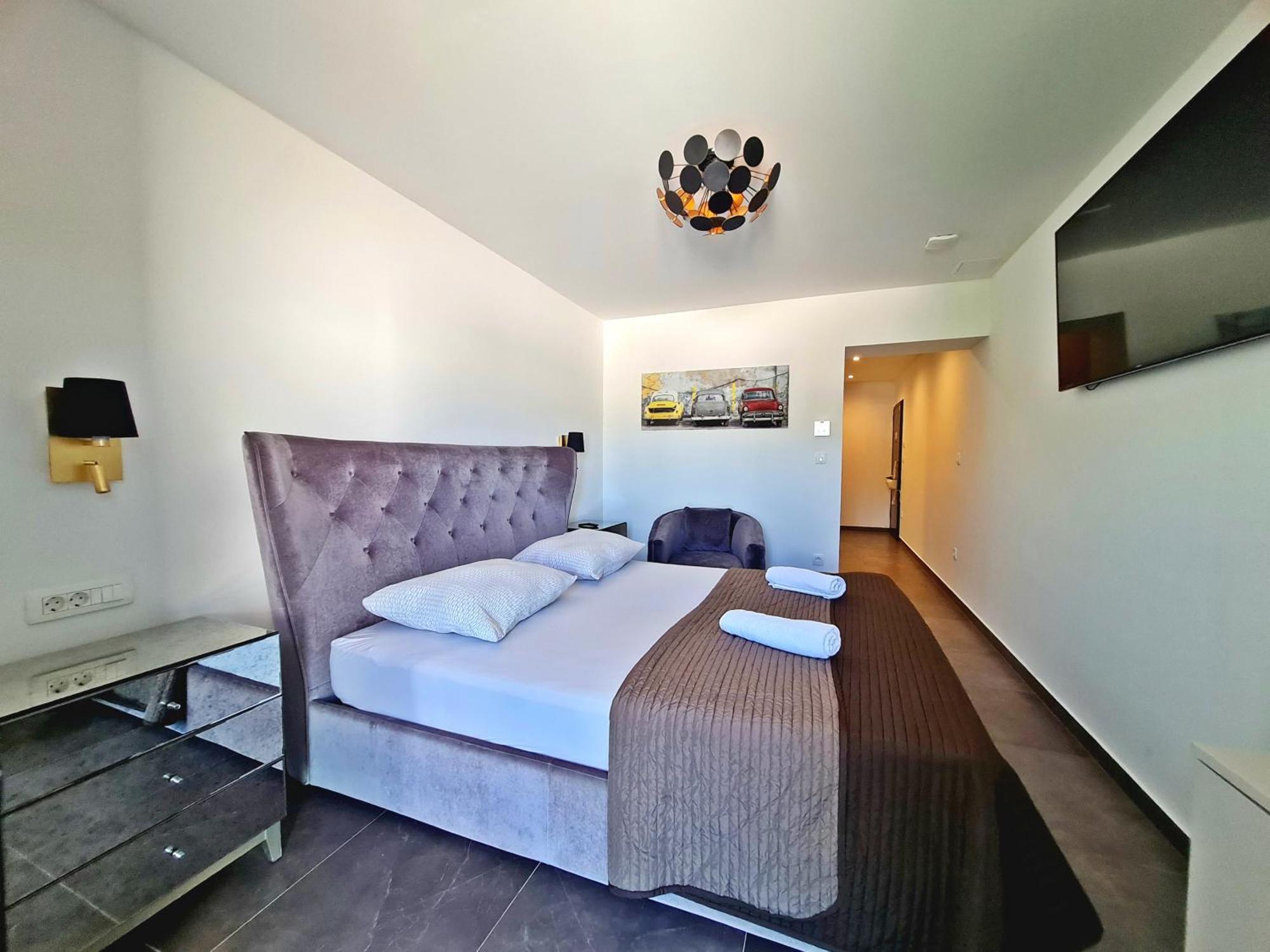 Azzurro Luxury Rooms Traù Esterno foto